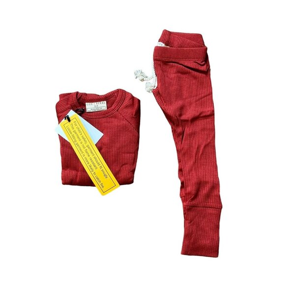 NWT Gus + Steel Cranberry Lounge Set 12/18 Months - Picture 1 of 4